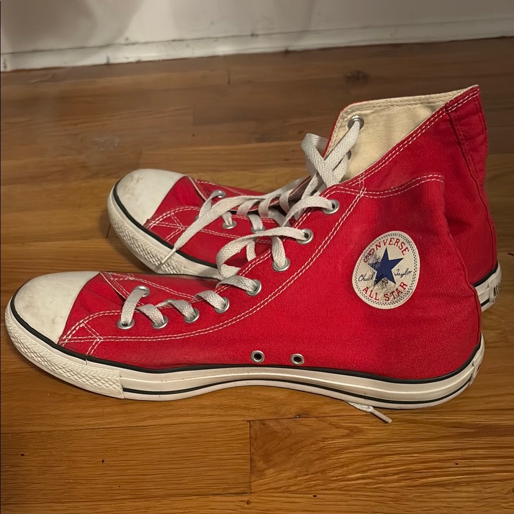 Converse Red High Top - Picture 2 of 3